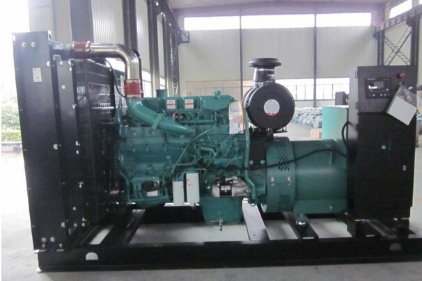 商丘二手常柴300kw大型柴油发电机组